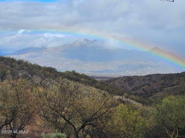 1037 La Vista Court, Rio Rico, AZ 85648