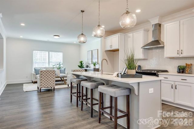 1241 Eastway Drive, Charlotte, NC 28205