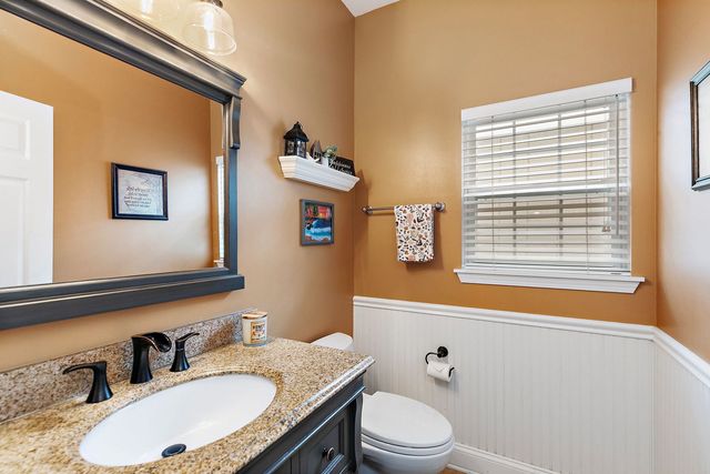 2221 Somerset Lane, Mundelein, IL 60060