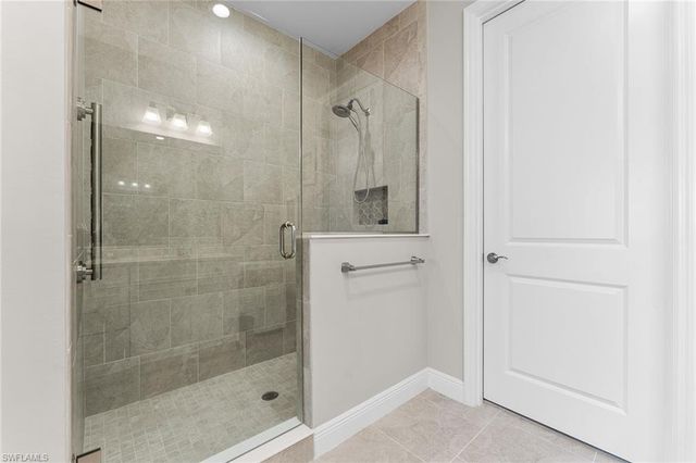 2609 Seychelles CIR 1608, Naples, FL 34112