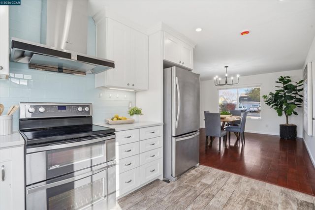 168 Glacier Dr, Livermore, CA 94551