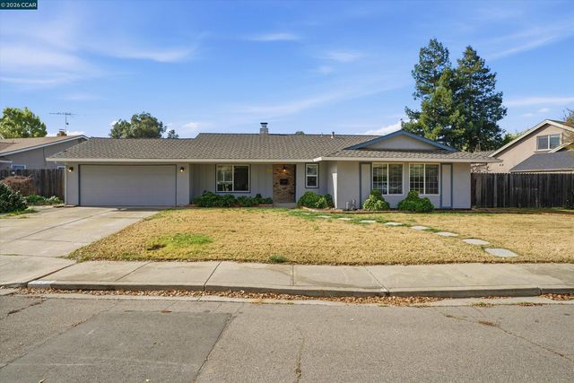 168 Glacier Dr, Livermore, CA 94551