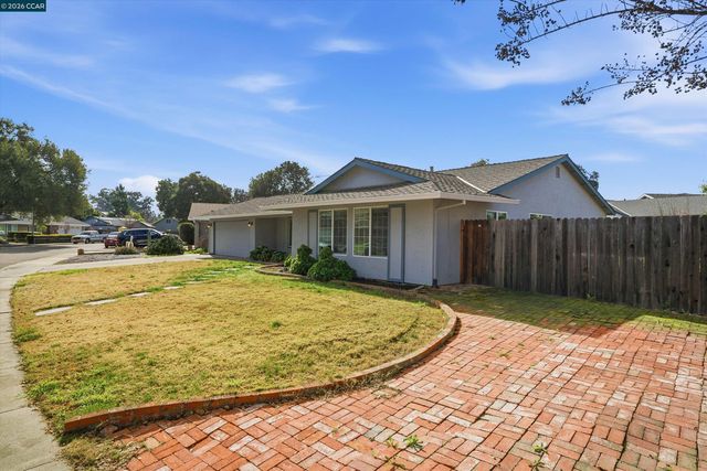 168 Glacier Dr, Livermore, CA 94551