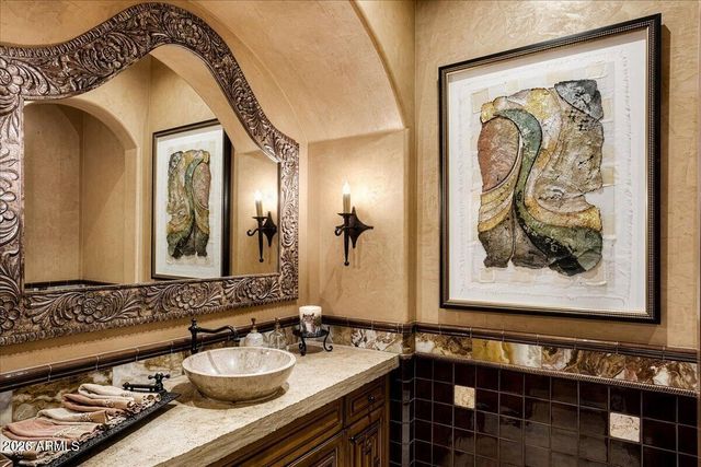 9771 E FALLING STAR Drive, Scottsdale, AZ 85262