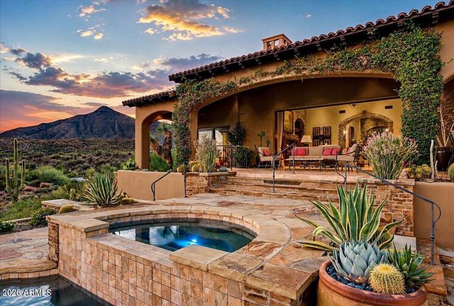 9771 E FALLING STAR Drive, Scottsdale, AZ 85262