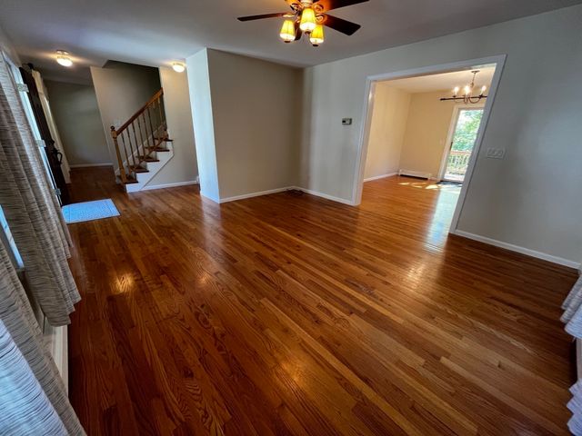 8 Pinewood Rd, Amesbury, MA 01913