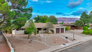8209 AVENIDA LA PRESTINA NE, Albuquerque, NM 87109