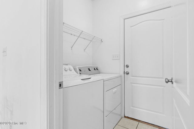 321 Holly Grove Court W, Jacksonville, NC 28540