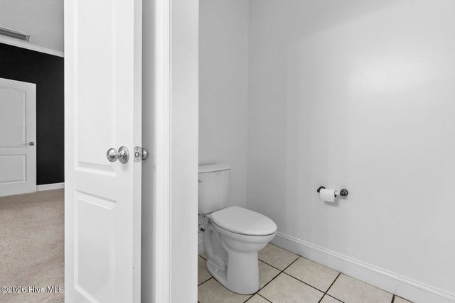 321 Holly Grove Court W, Jacksonville, NC 28540