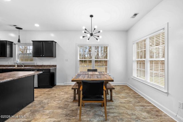 321 Holly Grove Court W, Jacksonville, NC 28540