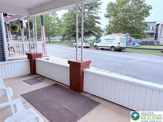 45 West Holland Street, Summit Hill Boro, PA 18250