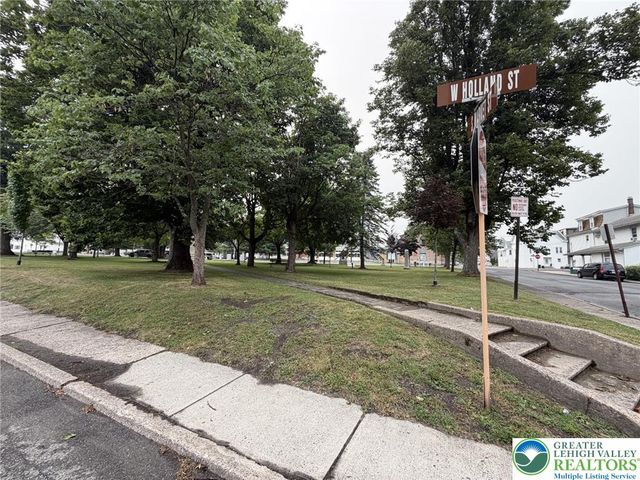 45 West Holland Street, Summit Hill Boro, PA 18250