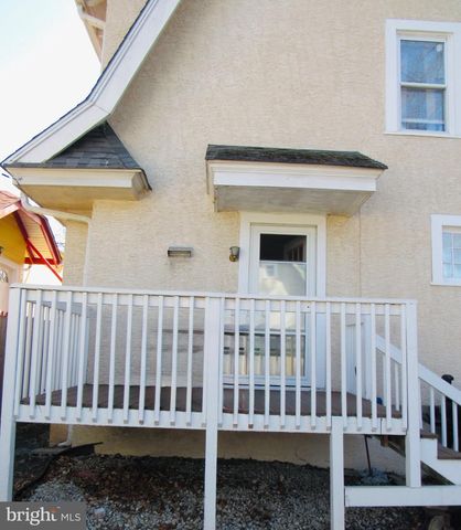 306 S STATE RD, Upper Darby, PA 19082