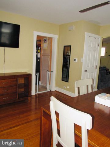 306 S STATE RD, Upper Darby, PA 19082