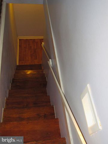 306 S STATE RD, Upper Darby, PA 19082