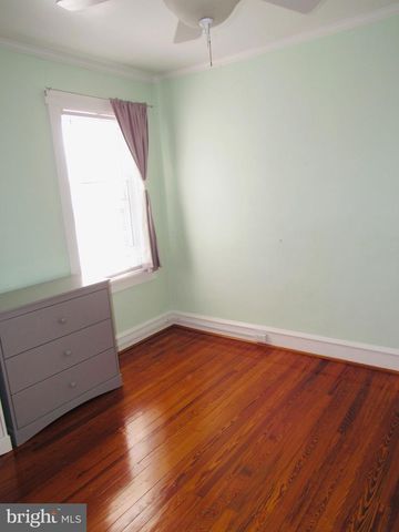 306 S STATE RD, Upper Darby, PA 19082