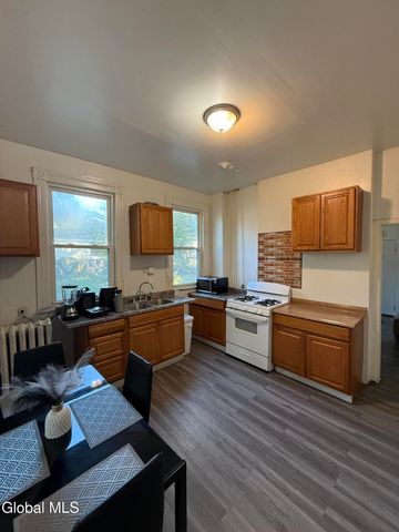 112 N Allen Street, Albany, NY 12203