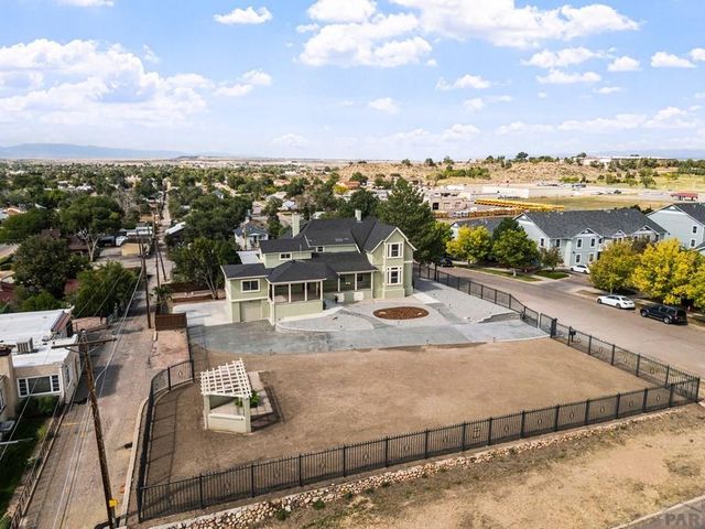 708 W 18th St, Pueblo West, CO 81003