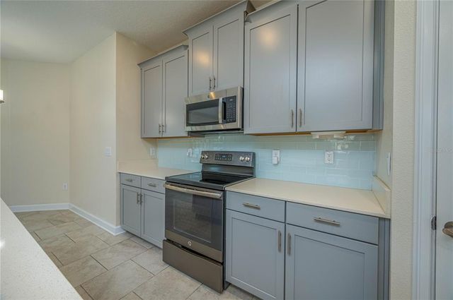 2733 ATTWATER LOOP, Winter Haven, FL 33884