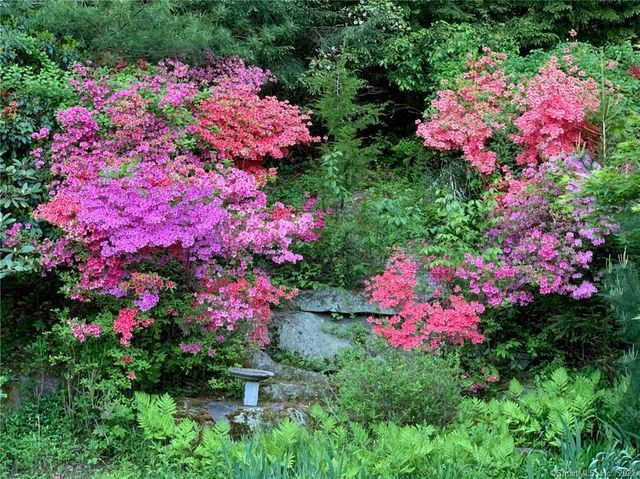 117 Tobys Lane, New Canaan, CT 06840