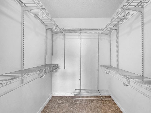 7 Willowbrook Lane 101, Delray Beach, FL 33446