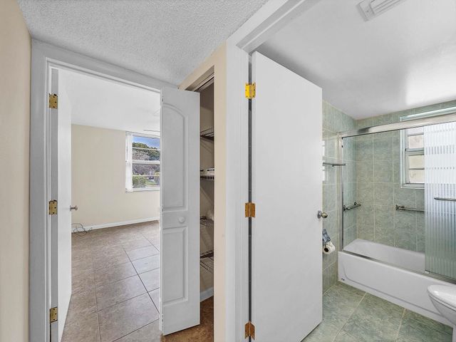 7 Willowbrook Lane 101, Delray Beach, FL 33446