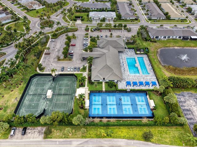 7 Willowbrook Lane 101, Delray Beach, FL 33446