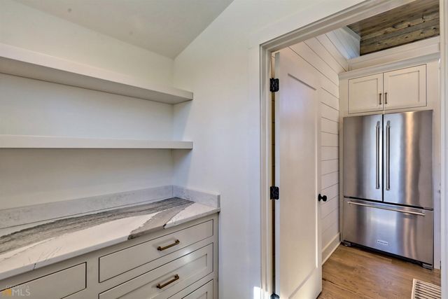 132 Summit Ridge Drive, Clarkesville, GA 30523