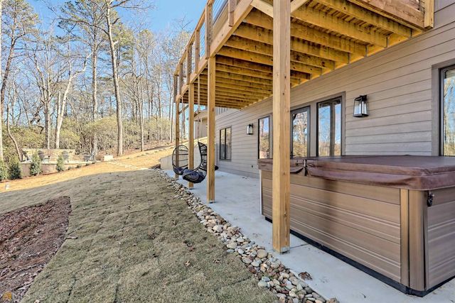 132 Summit Ridge Drive, Clarkesville, GA 30523