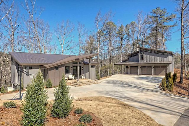 132 Summit Ridge Drive, Clarkesville, GA 30523