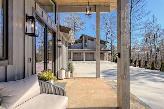 132 Summit Ridge Drive, Clarkesville, GA 30523