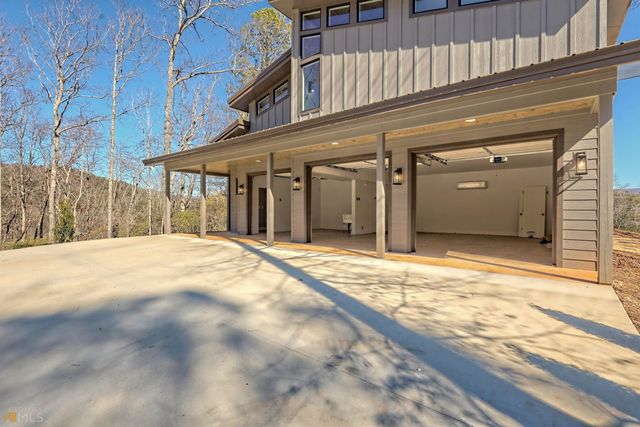 132 Summit Ridge Drive, Clarkesville, GA 30523