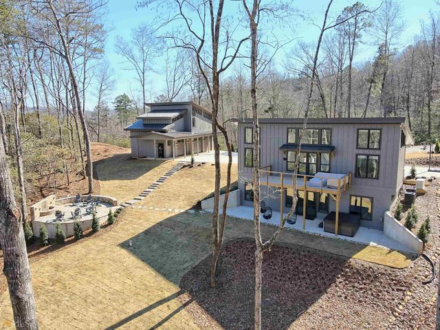 132 Summit Ridge Drive, Clarkesville, GA 30523