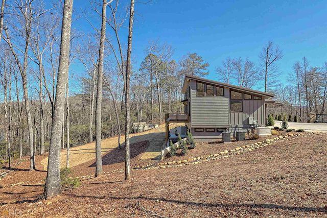 132 Summit Ridge Drive, Clarkesville, GA 30523