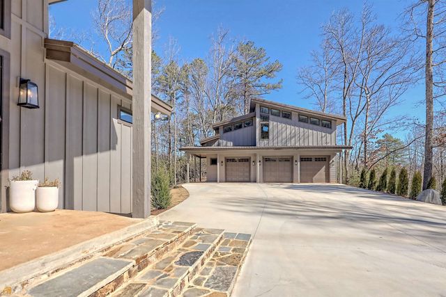 132 Summit Ridge Drive, Clarkesville, GA 30523