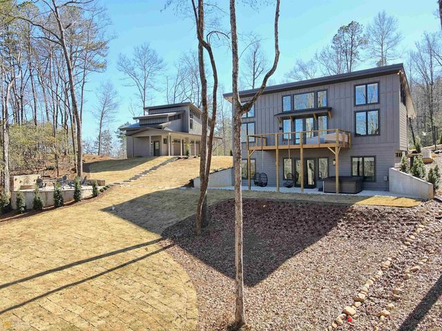 132 Summit Ridge Drive, Clarkesville, GA 30523