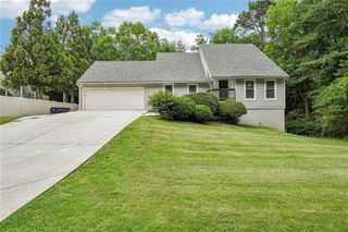 6921 Fairways Drive, Douglasville, GA 30134