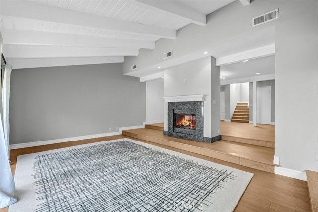 23024 Park Sorrento, Calabasas, CA 91302