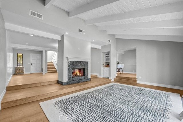 23024 Park Sorrento, Calabasas, CA 91302