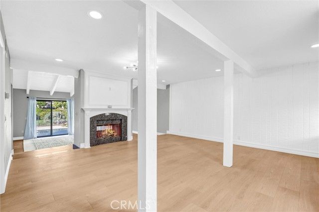 23024 Park Sorrento, Calabasas, CA 91302