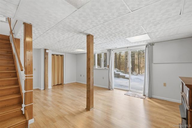 265 Oakland Valley Road, Cuddebackville, NY 12729