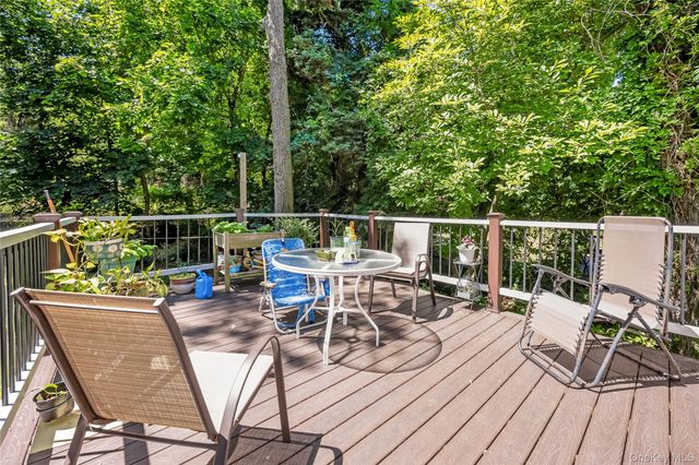 12 Valkyr Road, Rocky Point, NY 11778
