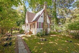 12 Valkyr Road, Rocky Point, NY 11778