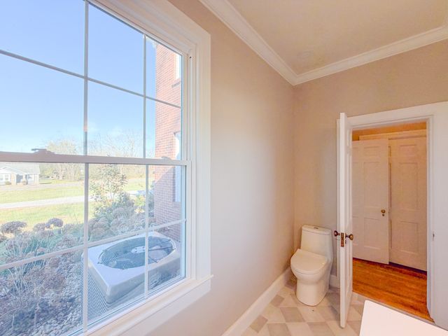 621 E College St, Pulaski, TN 38478