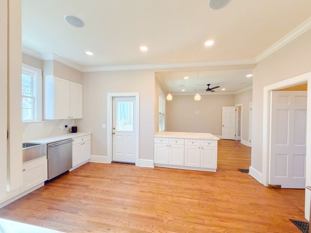 621 E College St, Pulaski, TN 38478