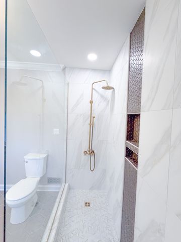 621 E College St, Pulaski, TN 38478