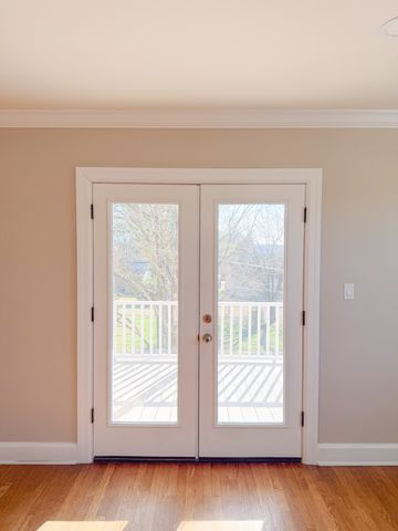 621 E College St, Pulaski, TN 38478