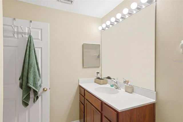 224 WOODHOUSE LANE, Deland, FL 32724