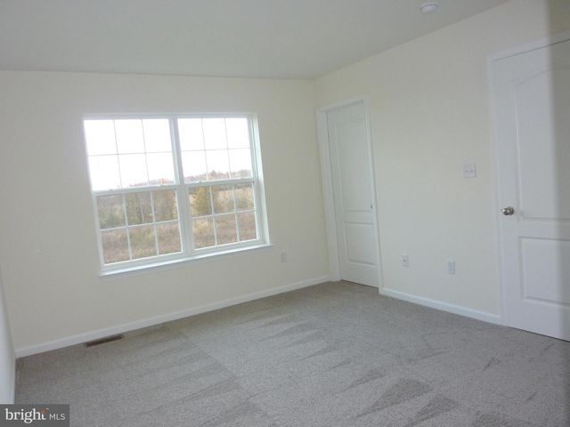 268 DOYLESTOWN RD, Smyrna, DE 19977