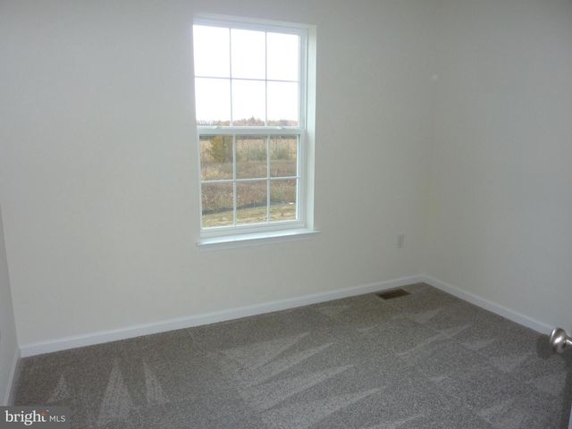 268 DOYLESTOWN RD, Smyrna, DE 19977